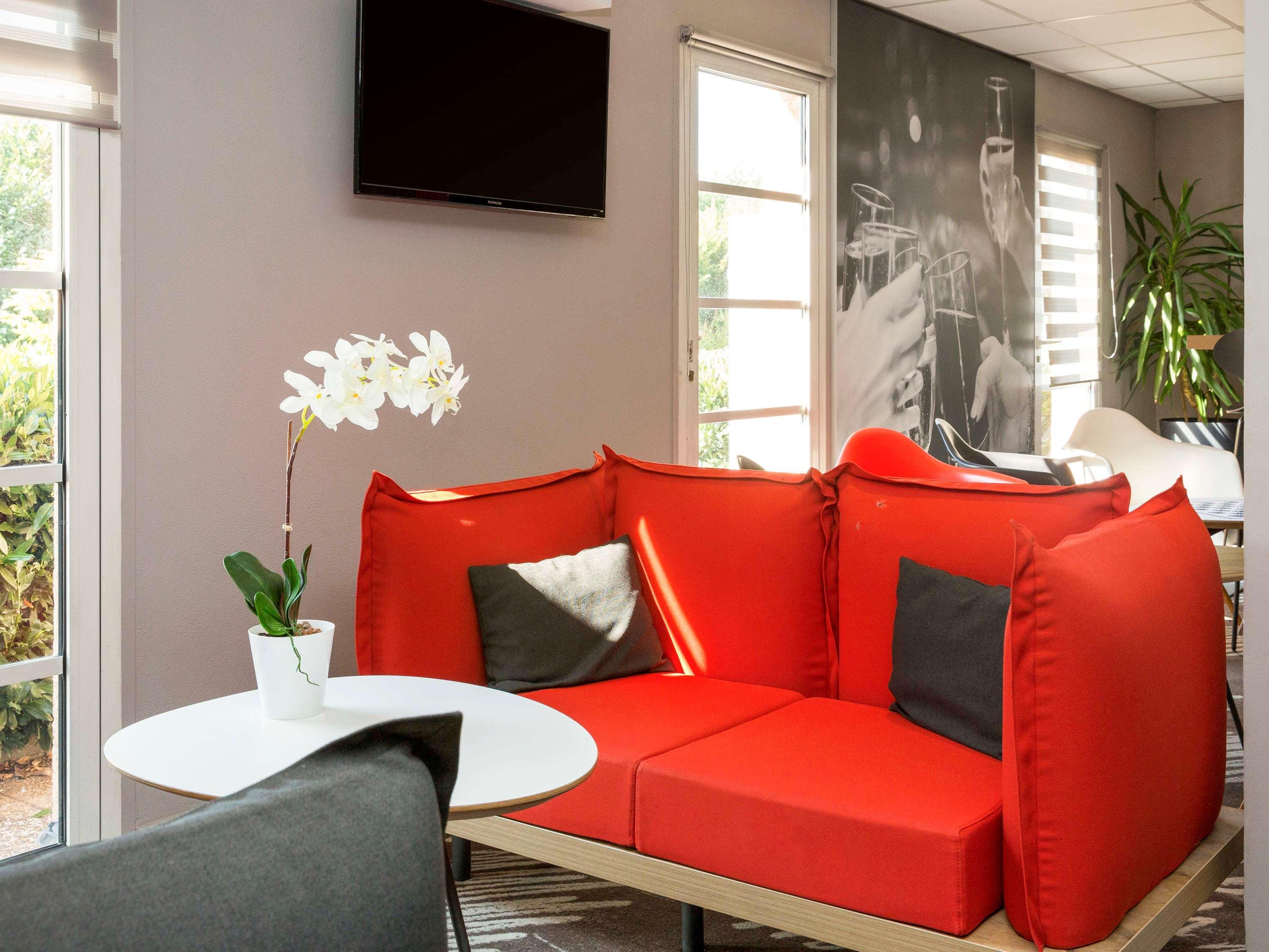 Ibis Budget Sisteron Exterior photo