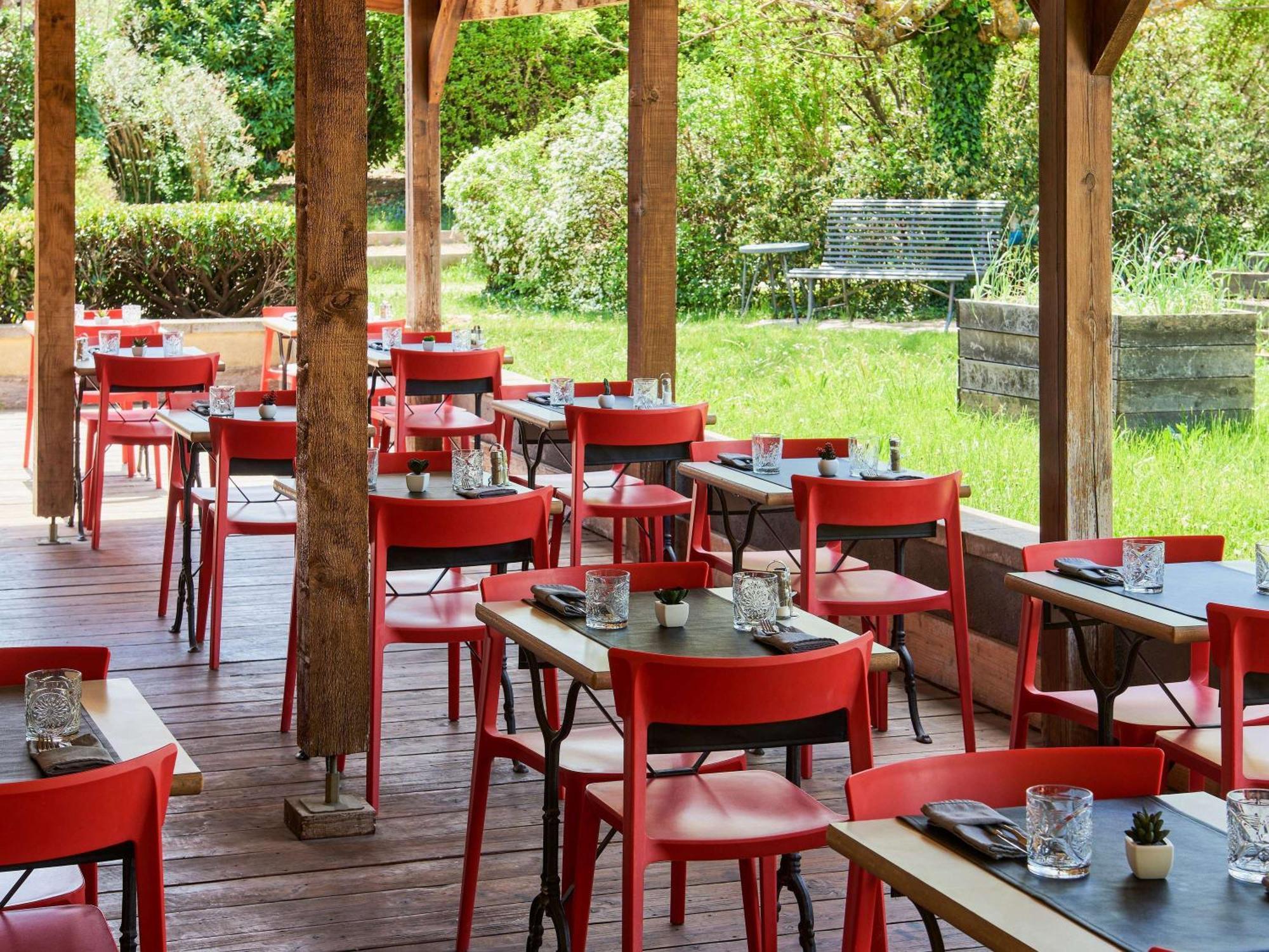 Ibis Budget Sisteron Exterior photo